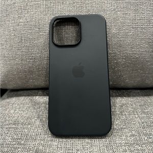 Apple iPhone 14 Pro Max Silicone Phone Case with MagSafe